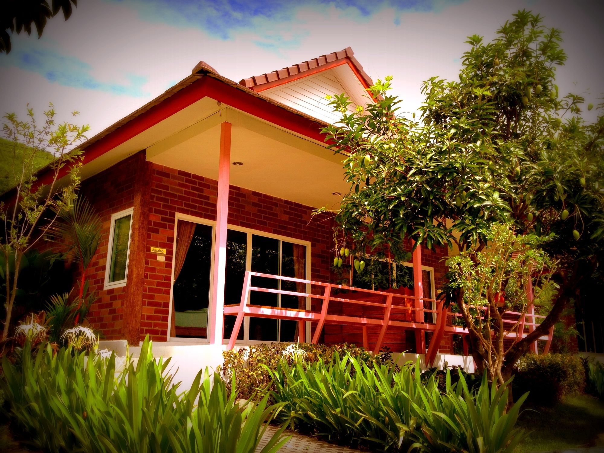 Theerama Cottage Suan Phueng Ngoại thất bức ảnh